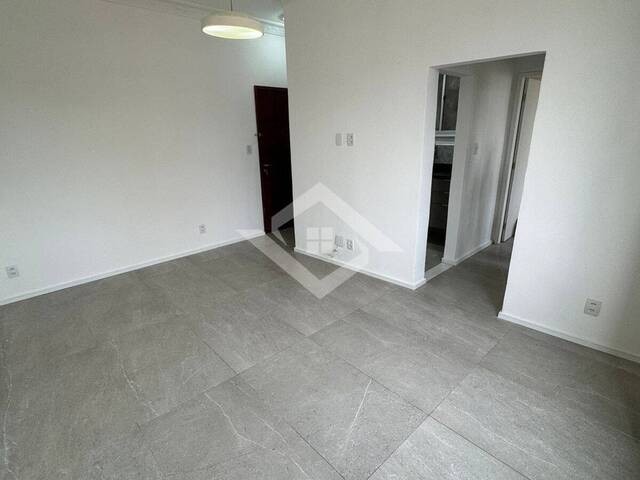 Apartamento para Venda em Niterói - 4