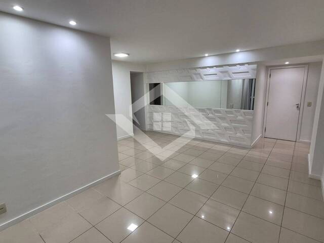 Apartamento para Venda em Rio de Janeiro - 2