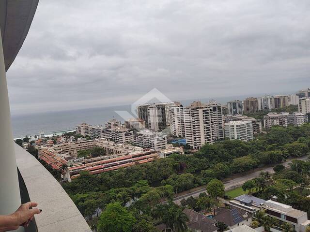 Suíte maior Mediterrâneo Flat Barra da Tijuca