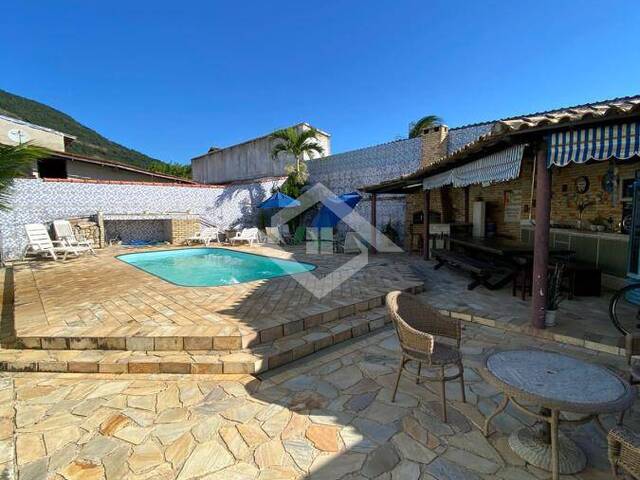 Casa para Venda em Niterói - 3