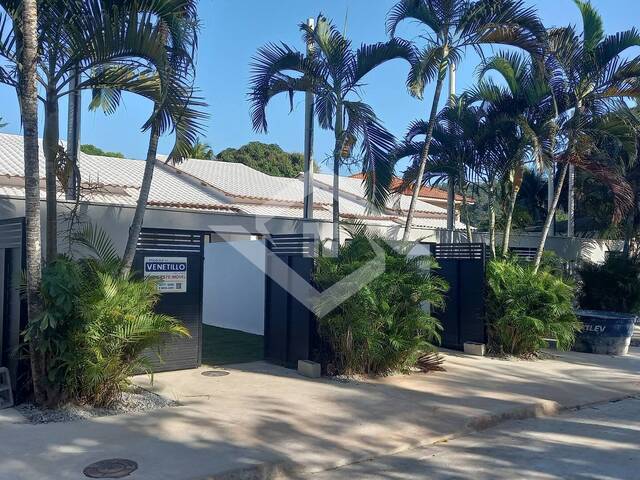 #1563 - Casa para Venda em Rio de Janeiro - RJ