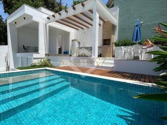 #VTR2004 - Casa para Venda em Niterói - RJ - 1