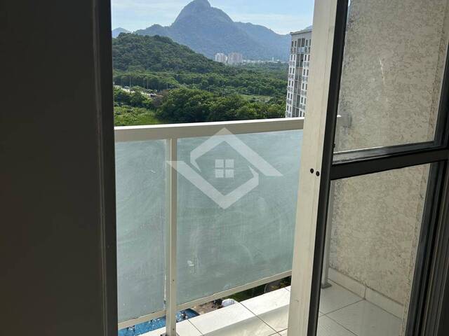 #2063 - Apartamento para Venda em Rio de Janeiro - RJ