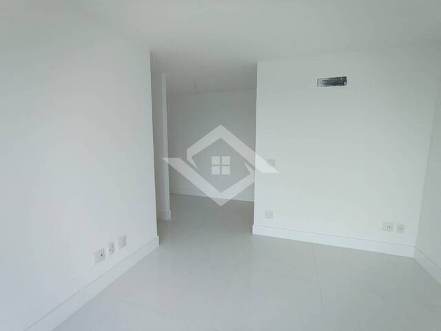 #VTR2203 - Apartamento para Venda em Rio de Janeiro - RJ - 2