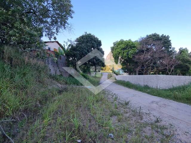 Venda em Cajueiros (Itaipuaçu) - Maricá