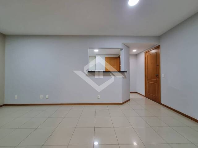 #2958 - Apartamento para Venda em Rio de Janeiro - RJ