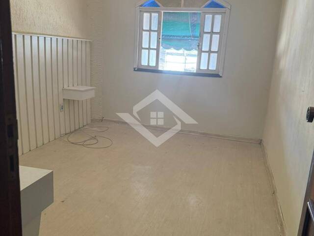 Casa para Venda em São Gonçalo - 5