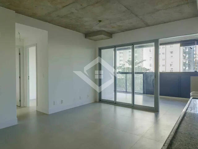 #3396 - Apartamento para Venda em Rio de Janeiro - RJ