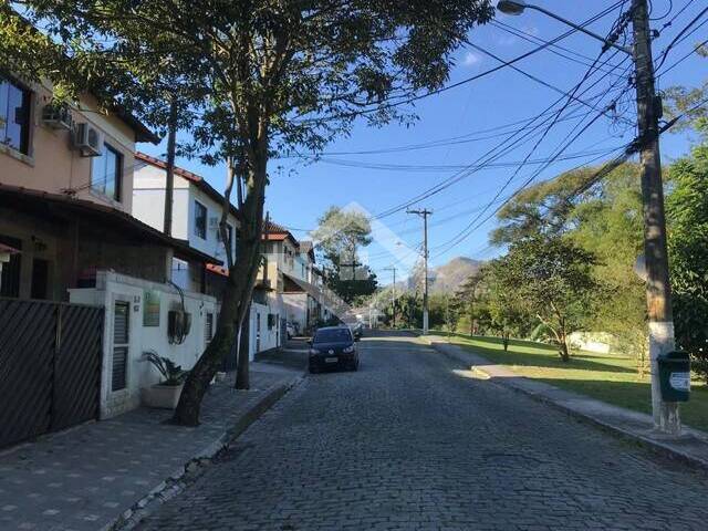 #3589 - Casa para Venda em Rio de Janeiro - RJ - 3