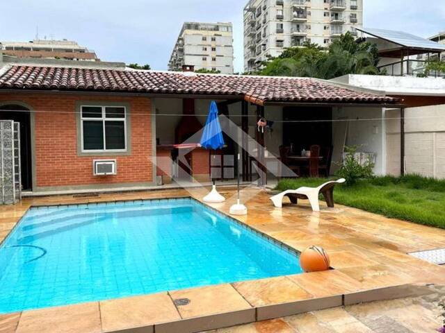 #3613 - Casa para Venda em Rio de Janeiro - RJ - 2