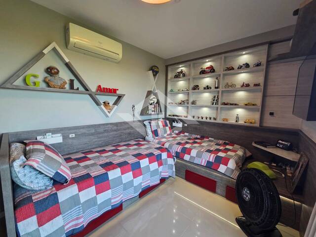 #4166 - Apartamento para Venda em Rio de Janeiro - RJ