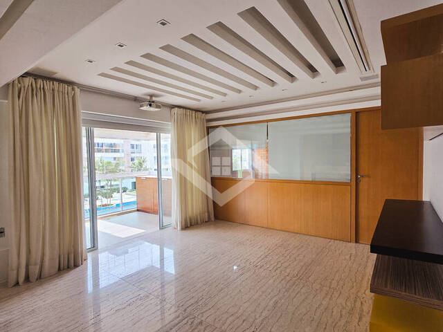 #4176 - Apartamento para Venda em Rio de Janeiro - RJ