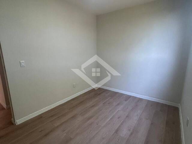 Apartamento para Venda em São Gonçalo - 4