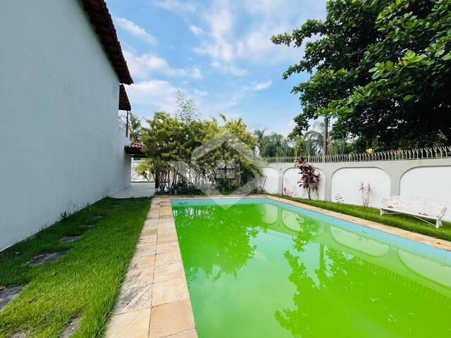 #4253 - Casa para Venda em Rio de Janeiro - RJ