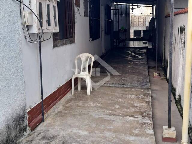 Casa para Venda em Duque de Caxias - 3