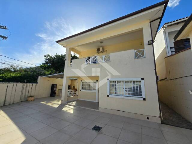 #4283 - Casa para Venda em Rio de Janeiro - RJ