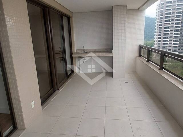 Apartamento para Venda em Rio de Janeiro - 2