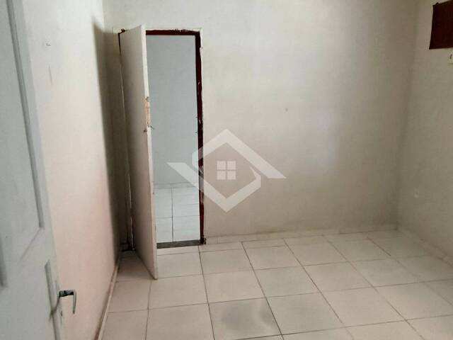 Casa para Venda em São Gonçalo - 2