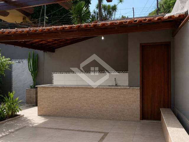 Casa para Venda em Niterói - 3