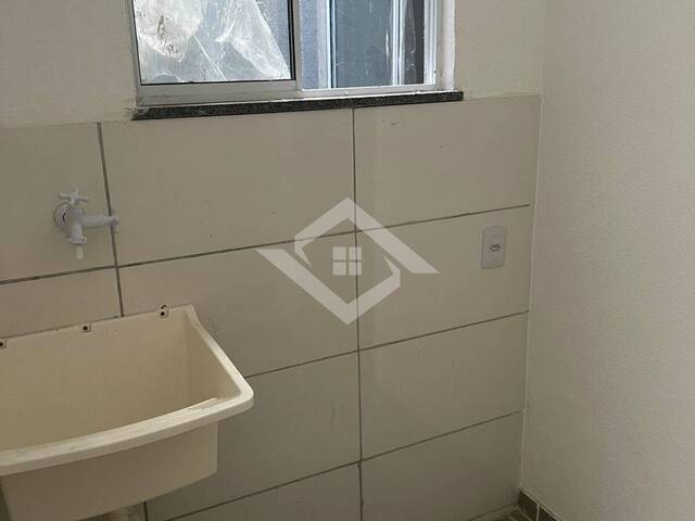 Casa para Venda em São Gonçalo - 2