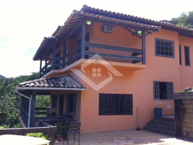 #4561 - Casa Duplex para Venda em Mangaratiba - RJ - 2