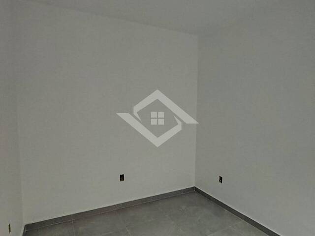 Casa para Venda em São Gonçalo - 4