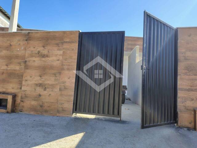 Casa para Venda em São Gonçalo - 2