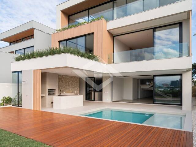 Casa para Venda em Rio de Janeiro - 2