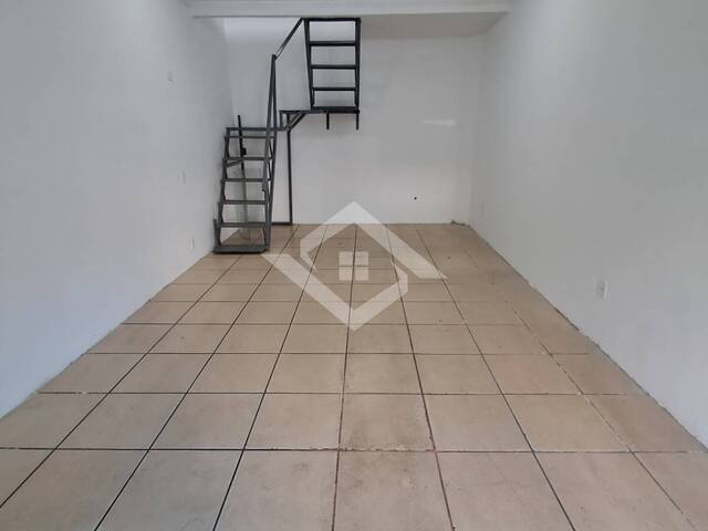 #4497 - Casa comercial para Venda em Cabo Frio - RJ - 3
