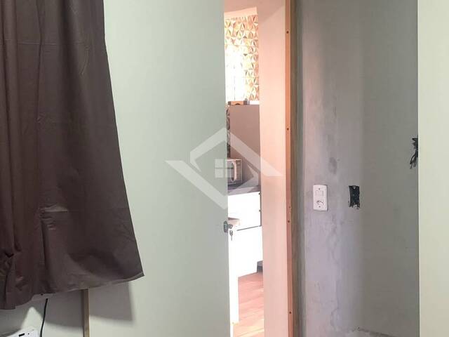 Casa para Venda em São João de Meriti - 5
