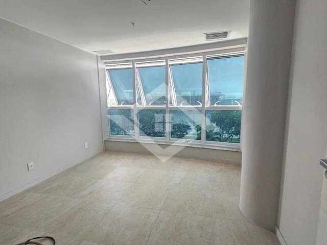 #4699 - Sala Comercial para Venda em Rio de Janeiro - RJ - 2
