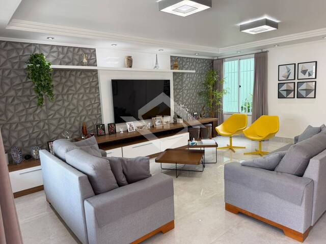#4718 - Casa para Venda em Rio de Janeiro - RJ - 1