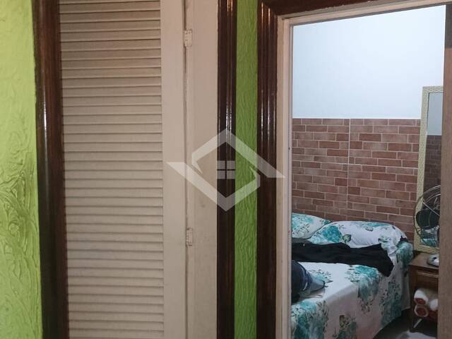 Casa para Venda em São João de Meriti - 4