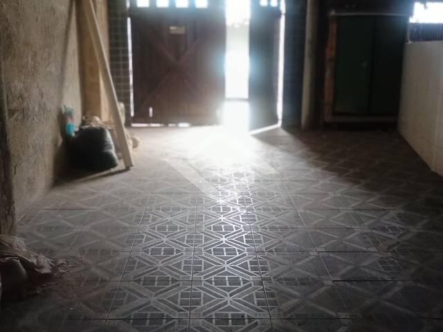 Casa para Venda em São João de Meriti - 4