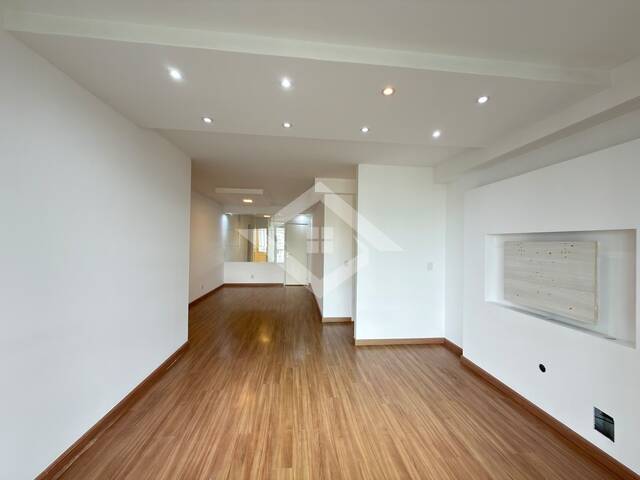 #4824 - Apartamento para Venda em Rio de Janeiro - RJ - 3
