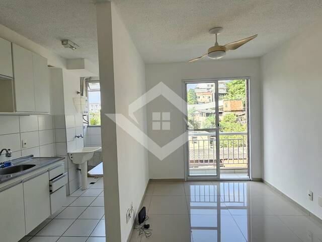 #4893 - Apartamento para Venda em Rio de Janeiro - RJ