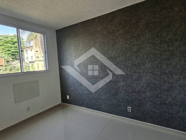 #4893 - Apartamento para Venda em Rio de Janeiro - RJ