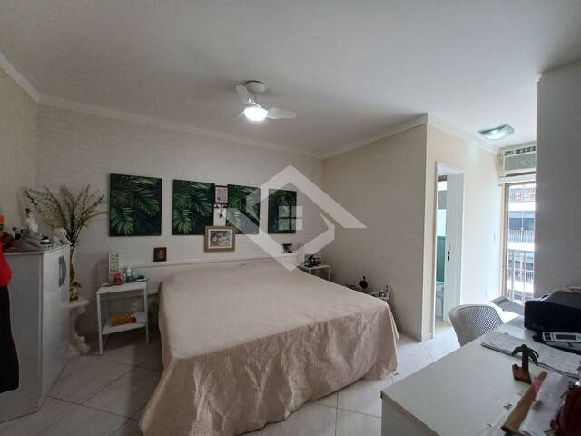#4913 - Apartamento para Venda em Rio de Janeiro - RJ