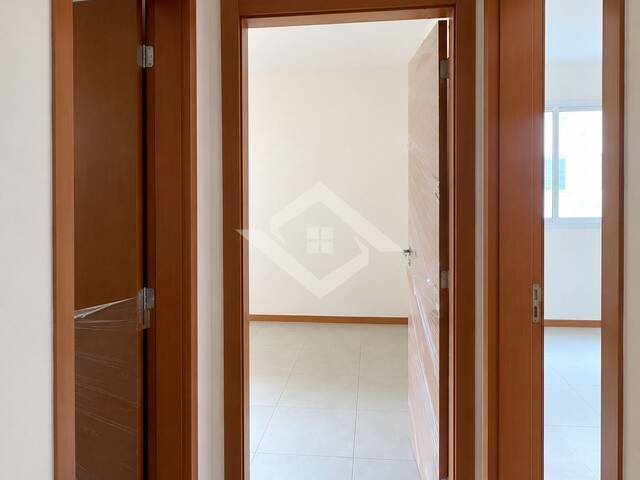 #4922 - Apartamento para Venda em São Gonçalo - RJ