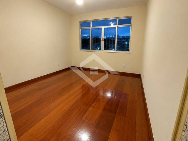 #4935 - Apartamento para Venda em Rio de Janeiro - RJ