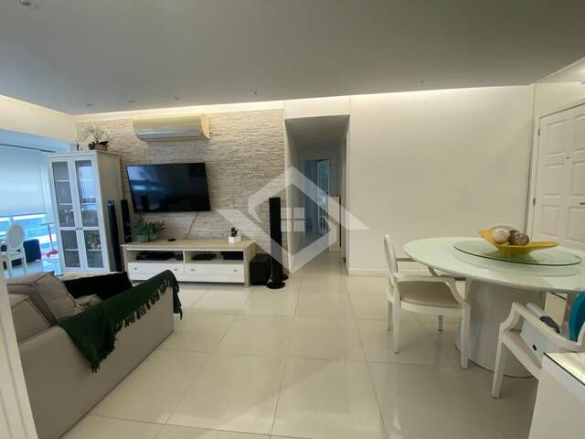 #4938 - Apartamento para Venda em Rio de Janeiro - RJ
