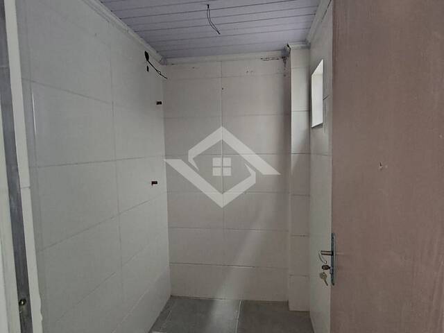 Apartamento de 1 Quarto por R$ 170 Mil no Colubandê, São Gonçalo - foto 2