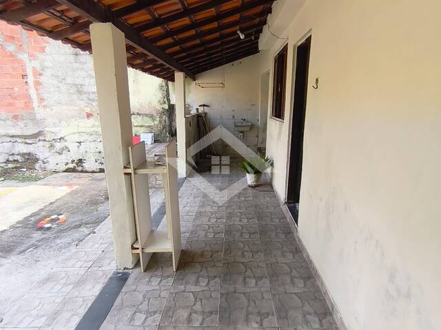 Casa com 3 Quartos e Terreno de 420 m² no Porto da Pedra - foto 3