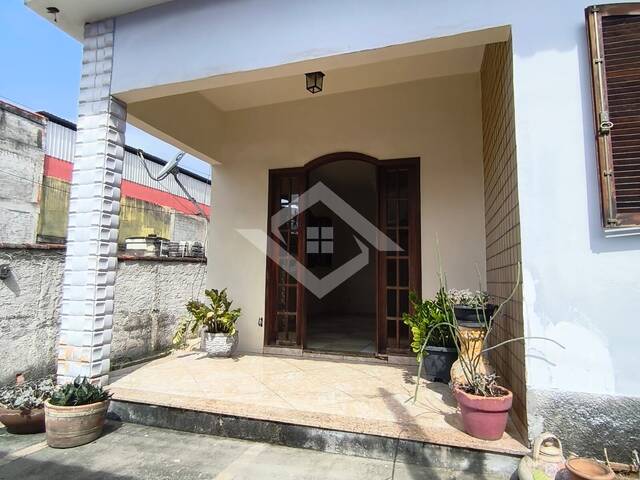 Casa com 3 Quartos e Terreno de 420 m² no Porto da Pedra - foto 2