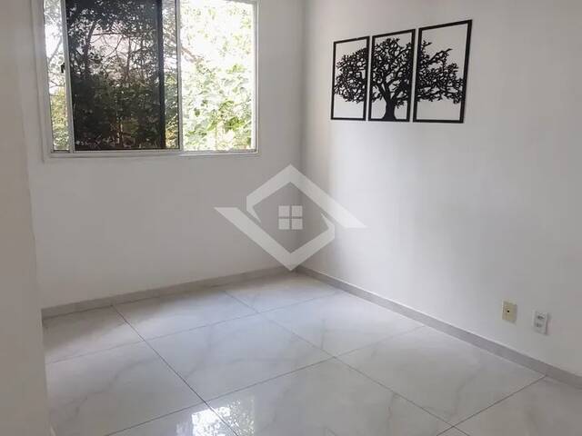 #4992 - Apartamento para Venda em Rio de Janeiro - RJ