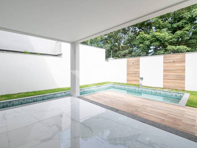 Casa para Venda em Rio de Janeiro - 2