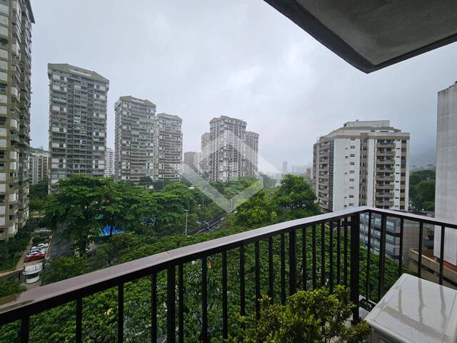 #1997 - Apartamento para Venda em Rio de Janeiro - RJ