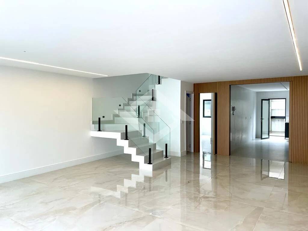 Casa, 4 quartos, 320 m² - Foto 4