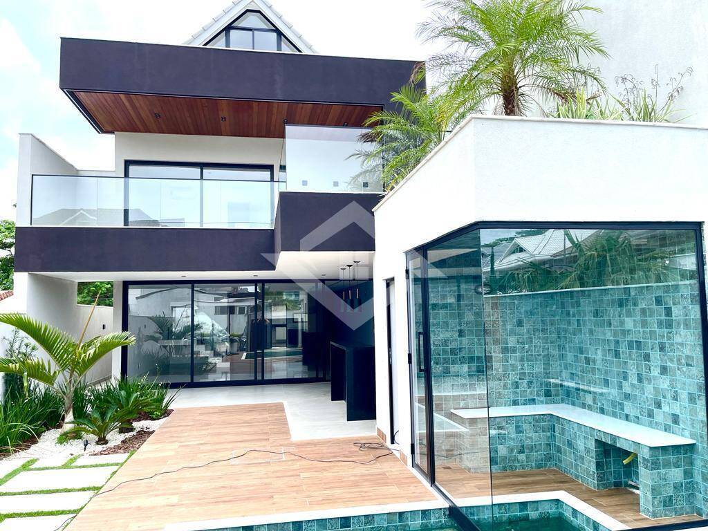 Casa, 4 quartos, 320 m² - Foto 2