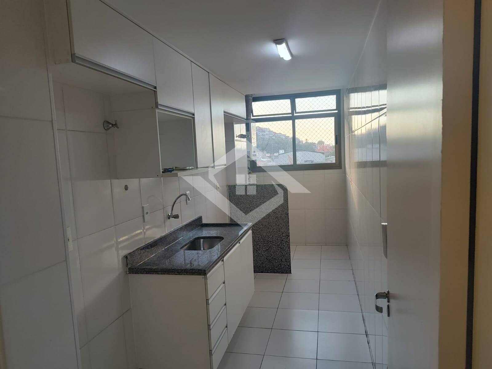 Apartamento, 3 quartos, 80 m² - Foto 2